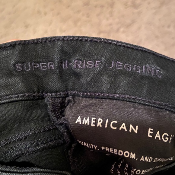 AE Black Jeans - Picture 4 of 5